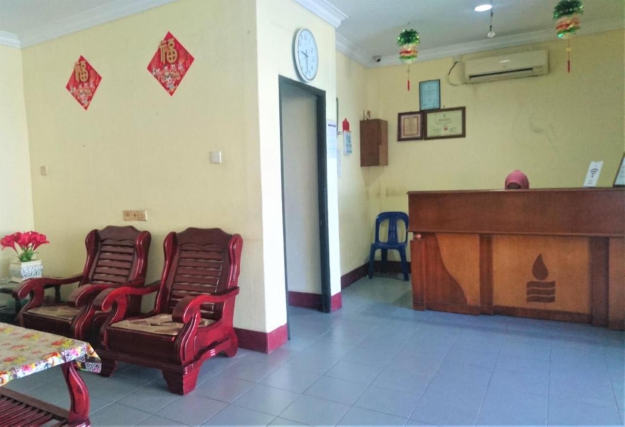 Hotel Pelita Terang Nagoya Eksteriør billede