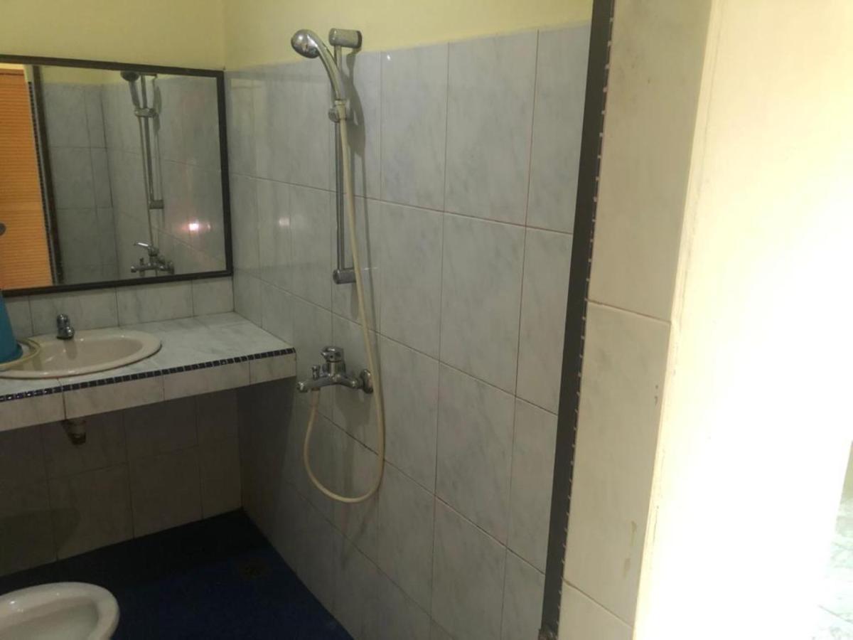 Hotel Pelita Terang Nagoya Eksteriør billede
